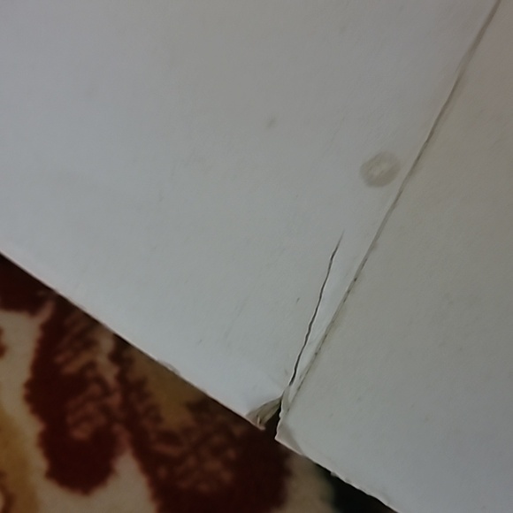 Dept 56  Heritage Village, North Pole Series,  Elves Bunkhouse, 5601-4 - Picture 11 of 14